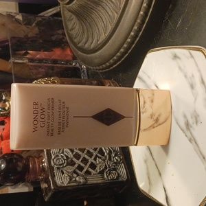 Charlotte Tilbury Wonder Glow Instant Soft-Focus Beauty Glow Primer. NEW